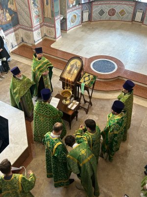 ПЕРВЫЙ МОЛЕБЕН В НОВОМ ХРАМЕ ВО ИМЯ ПОКРОВИТЕЛЯ АКАДЕМИИ